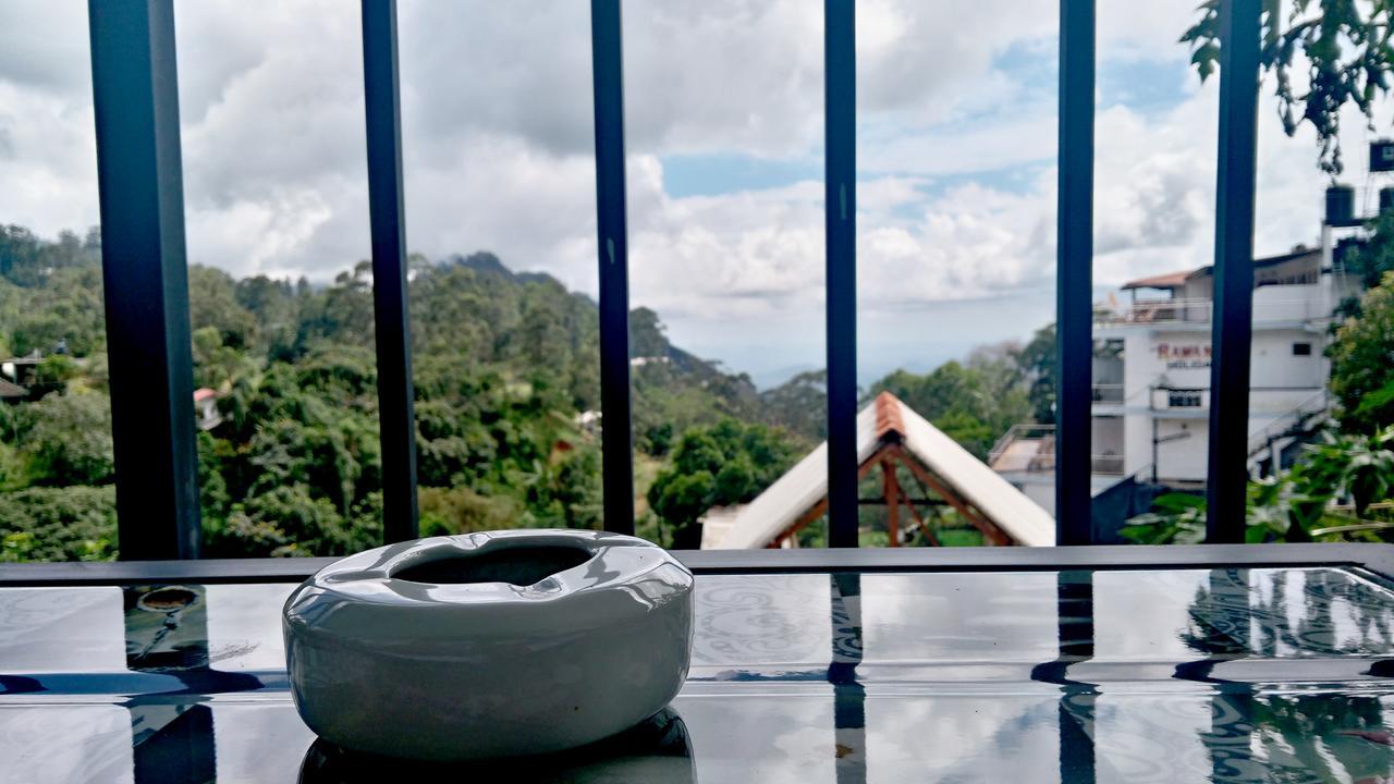 Senasuma Homestay Ella Buitenkant foto
