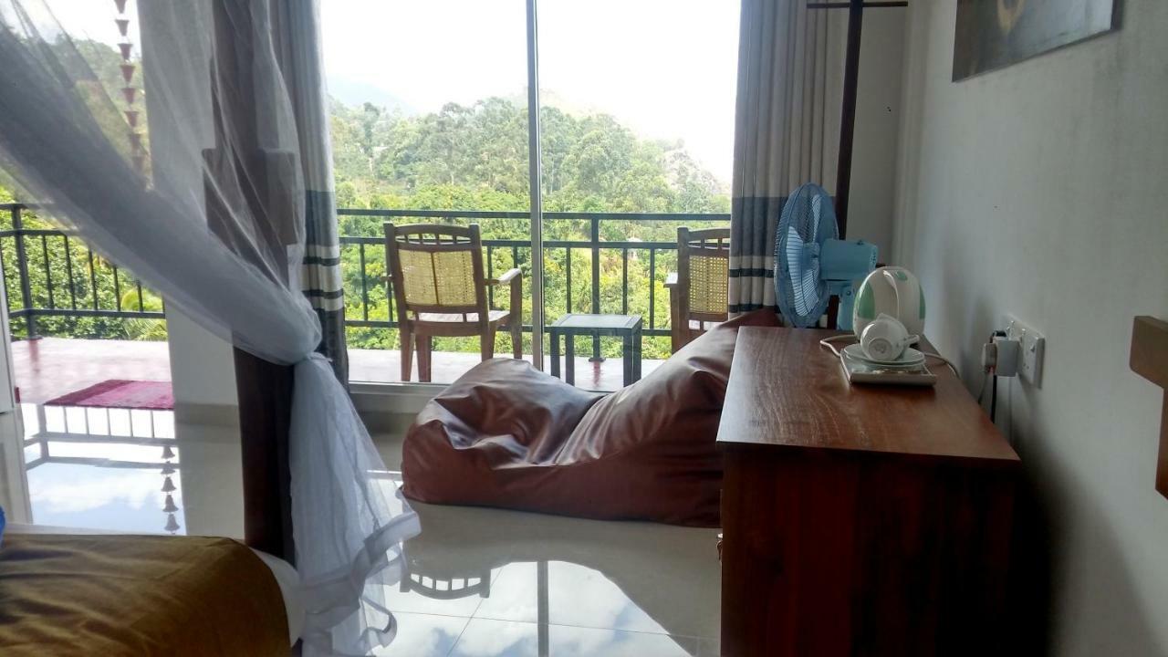 Senasuma Homestay Ella Buitenkant foto