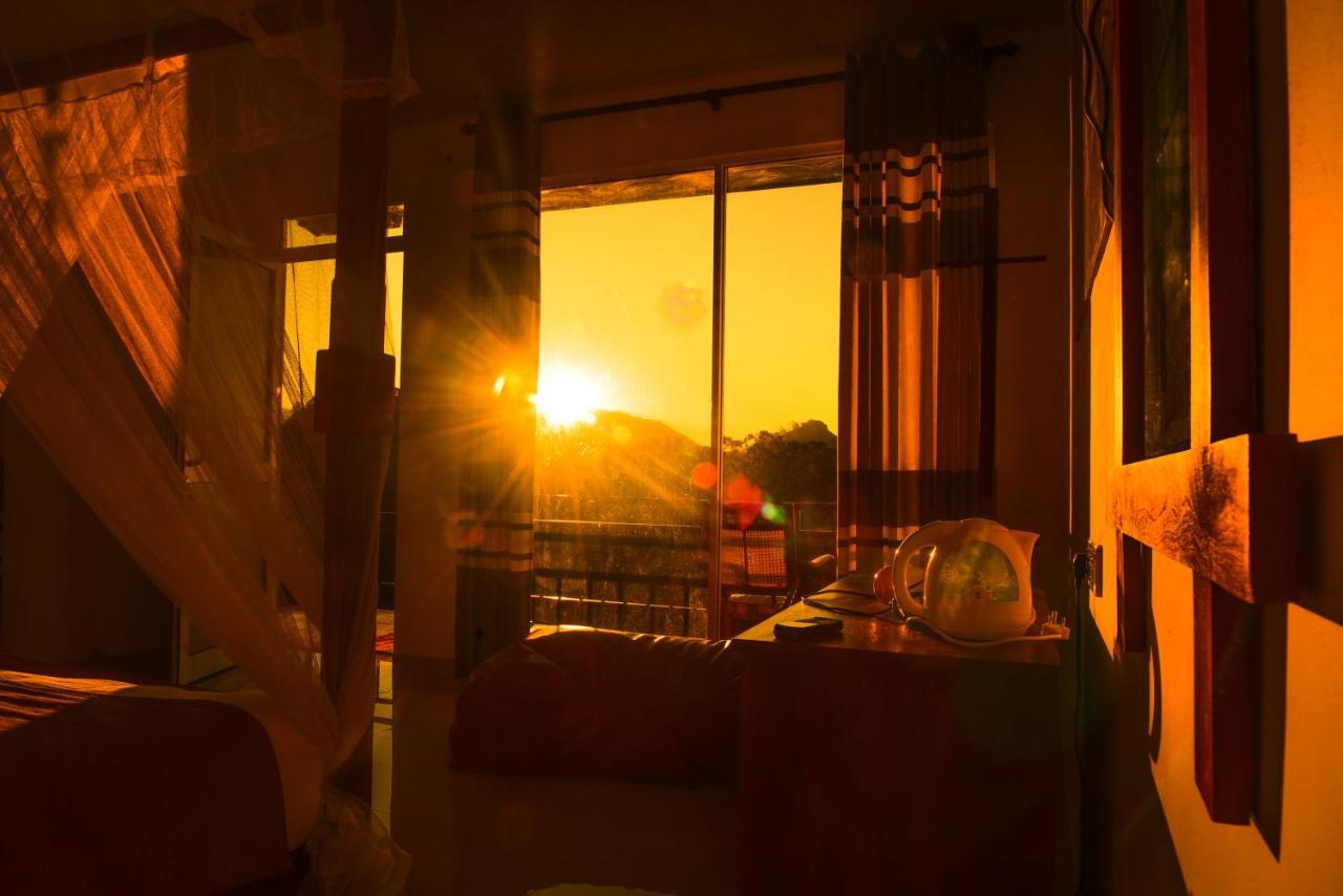 Senasuma Homestay Ella Buitenkant foto
