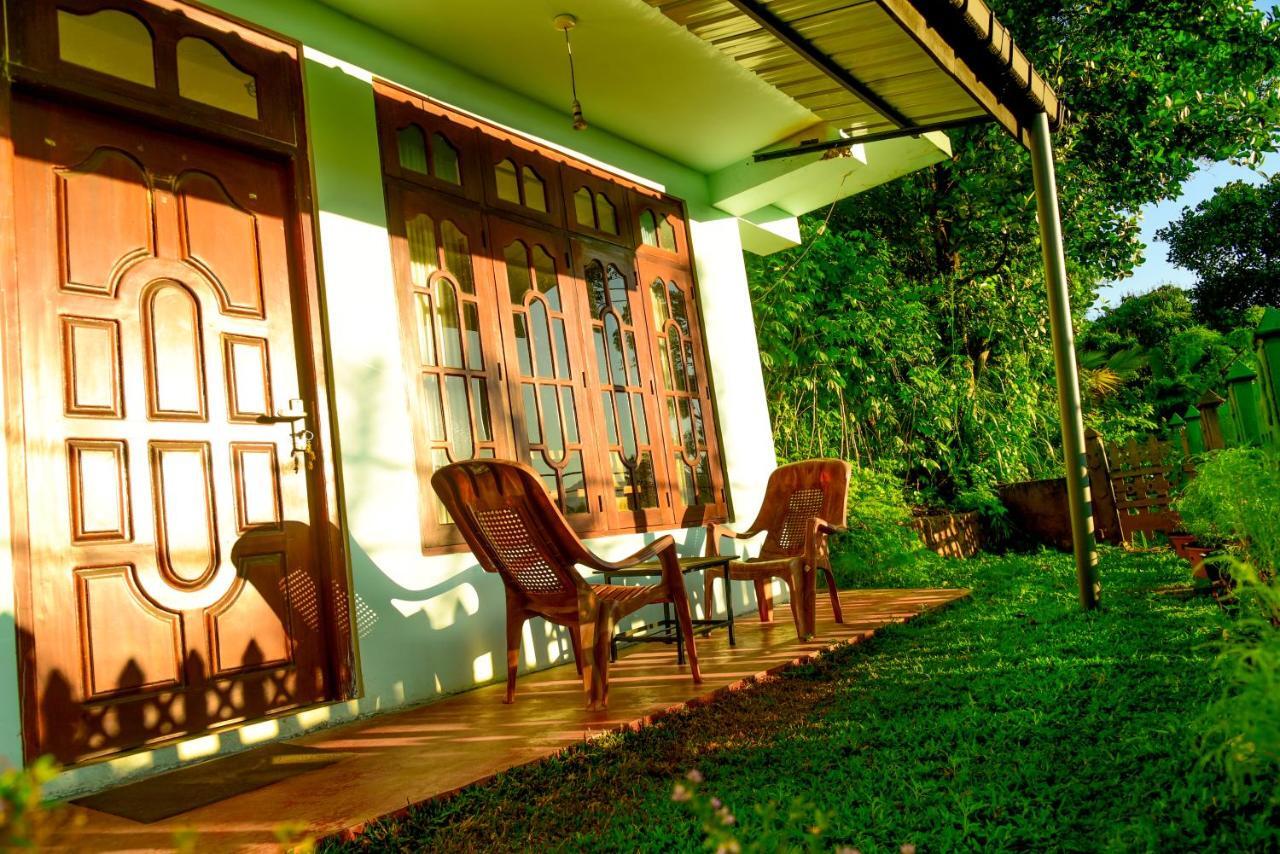 Senasuma Homestay Ella Buitenkant foto