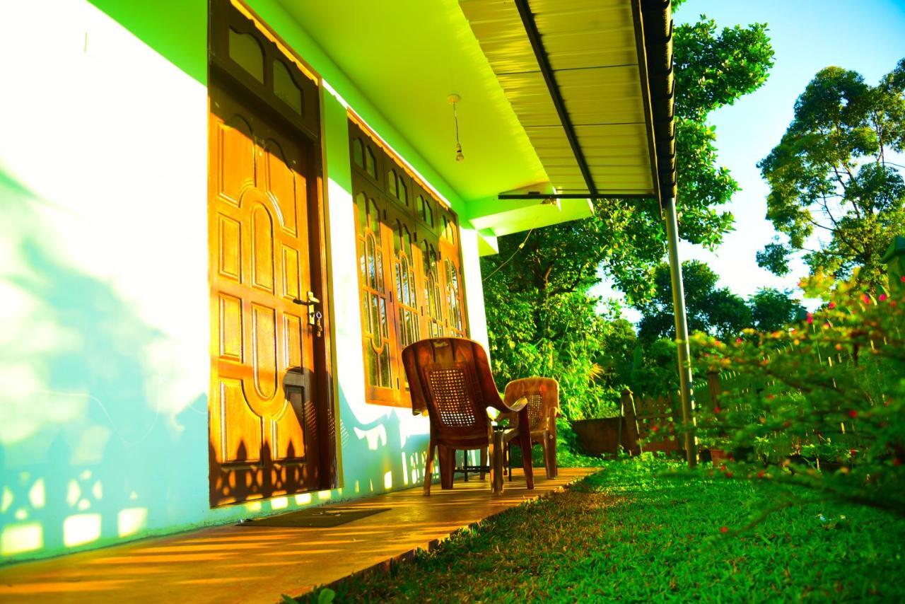 Senasuma Homestay Ella Buitenkant foto